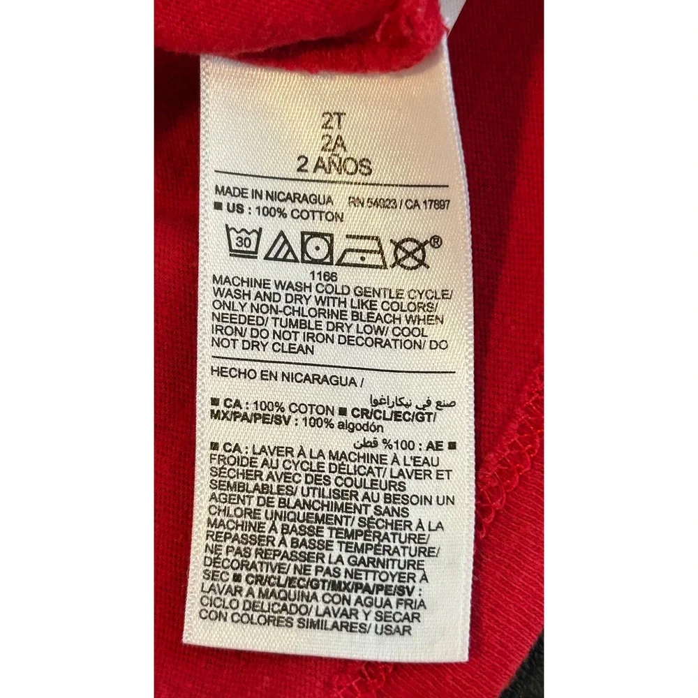Old Navy Toddler Boys Red Christmas Dinosaur T-Rex Sleigh Graphic TShirt 2T 1604